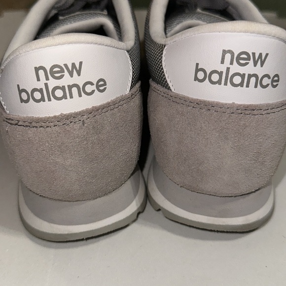 Men’s New Balance - Picture 3 of 5